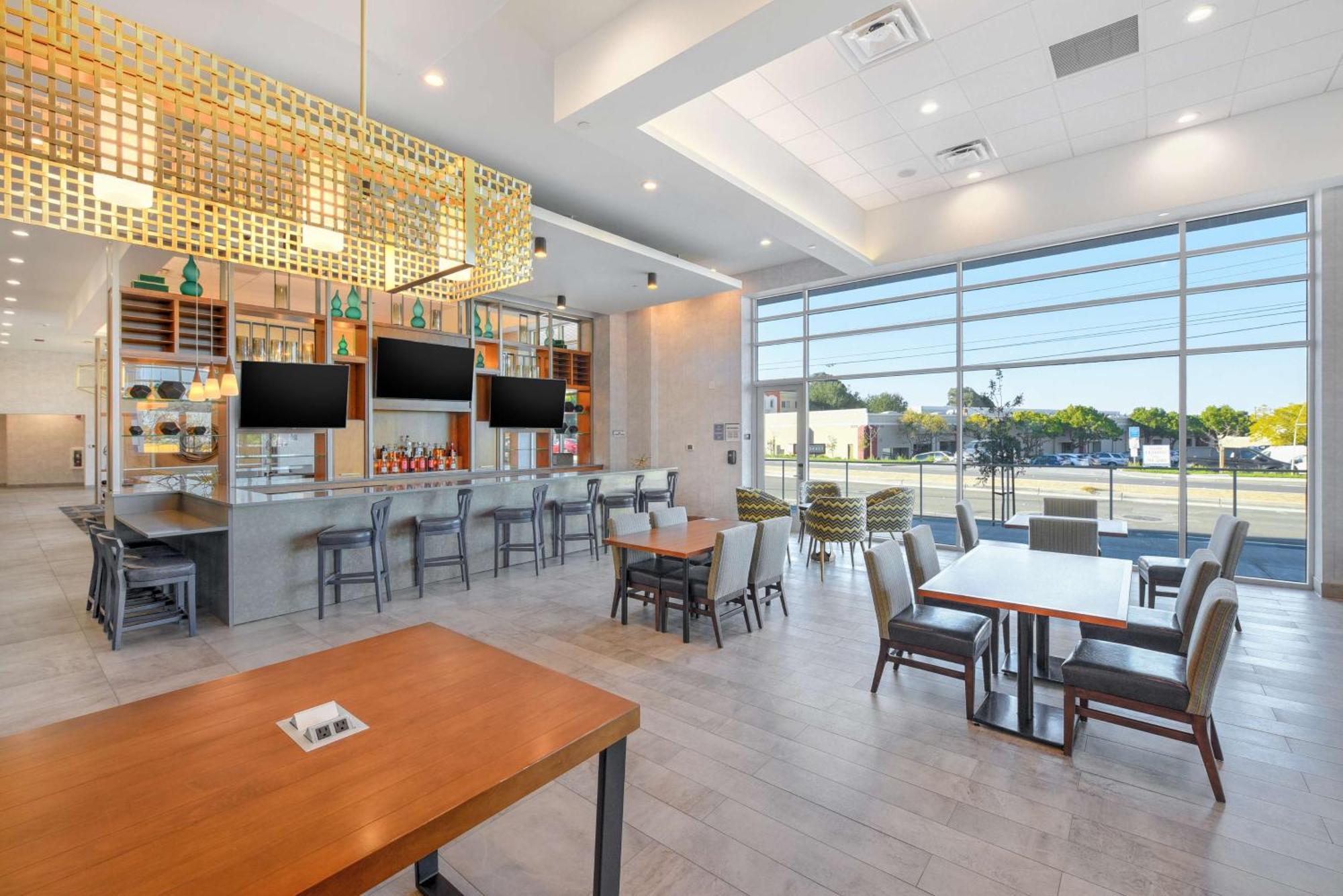 Hilton Garden Milpitas Hotel
